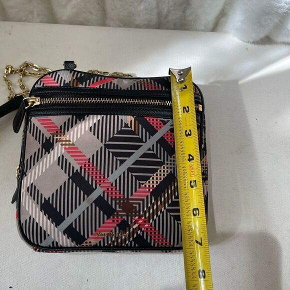 Vera Bradley multi color plaid crossbody bag gold tone chain and hardwares. - Picture 9 of 11